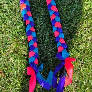 Folklorico yarn braids